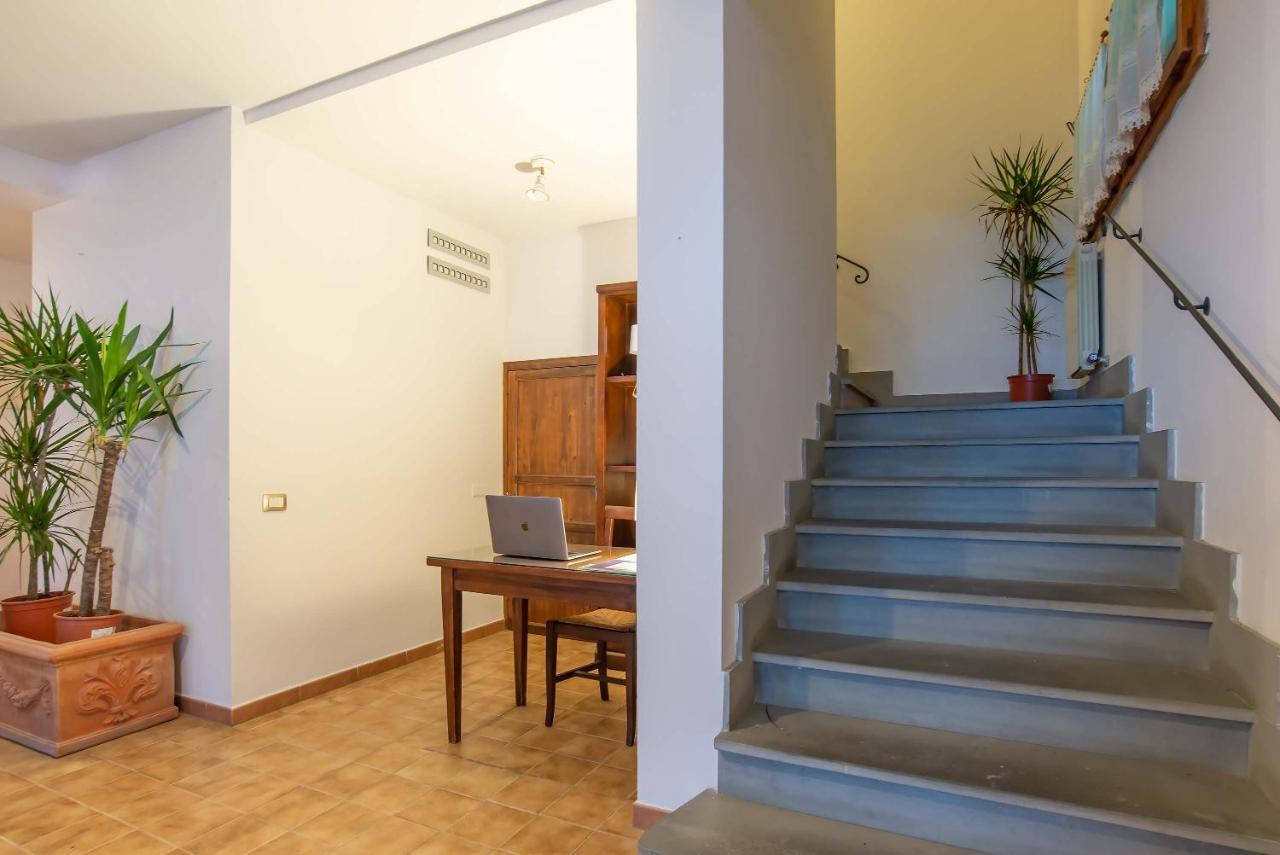 Residenza Di Campagna Montelleri Hotel Vicchio Bagian luar foto